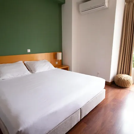 Hotel Wot Sarrazola Soul Colares