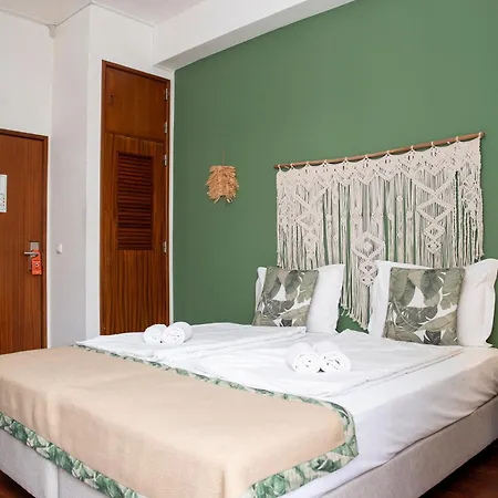 Hotel Wot Sarrazola Soul 2*